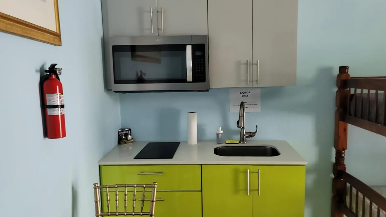 Near Beach, Private Studio With Private Bathroom Unit 5 San Juan