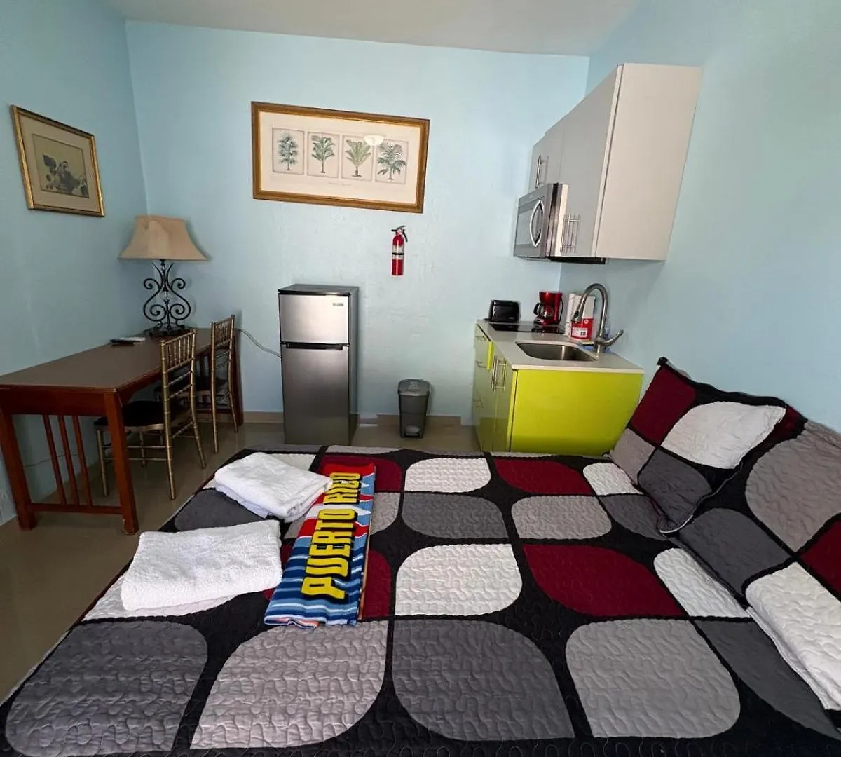 Near Beach, Private Studio With Private Bathroom Unit 5 San Juan